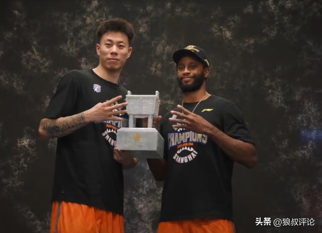 乌法115k欧元买断阿加波夫，结束租借正式加盟