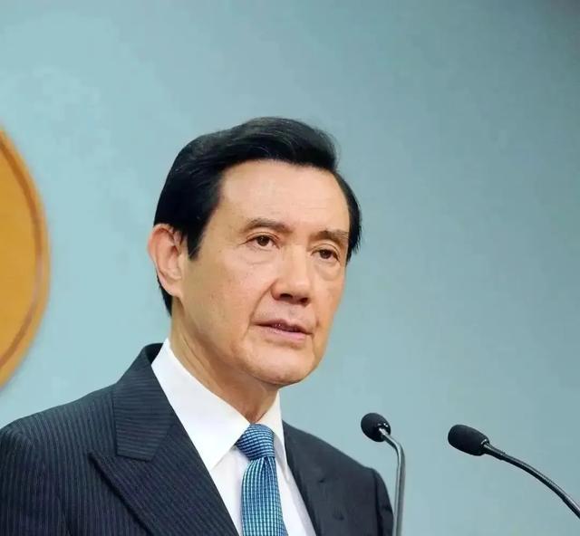 专注!詹姆斯:季后赛我把手机完全关掉,没一个人能联系到我