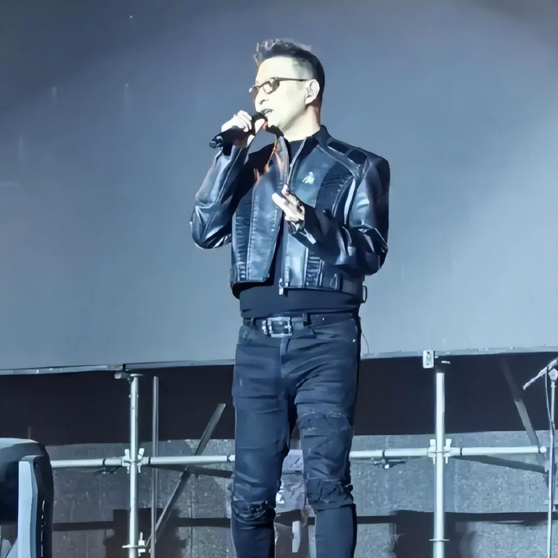 詹姆斯下家是哪？预测网站晒概率：骑士最有可能 勇热也有机会