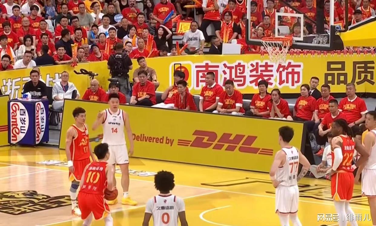 半个世纪的等待！尼克斯时隔53年再度夺得NBA总冠军