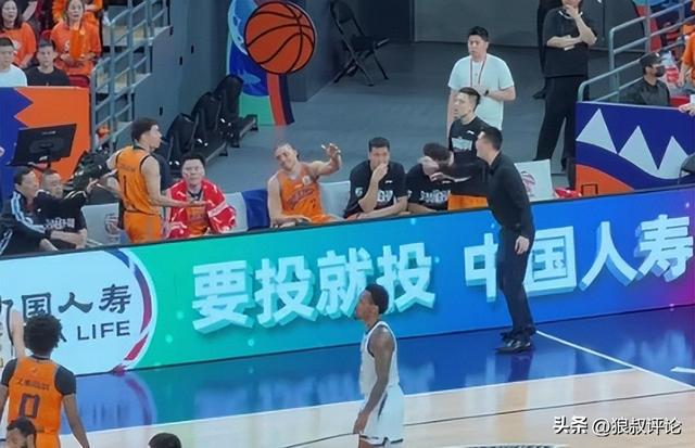 引战太离谱了!大头超了詹姆斯、约基奇,甩开鸭梨一条纽约大街!