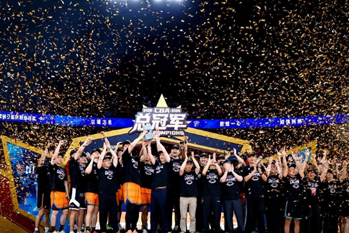 U17男篮虐委内瑞拉！张懿赵杰+2将齐爆，多人贡献，吕飞燕下替补