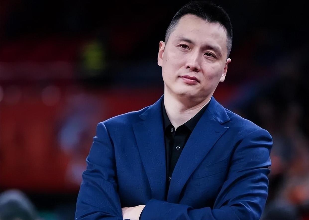 效力8年成为总冠军中锋!是时候打主力了,联手东契奇?