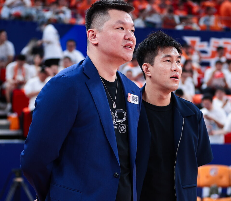 老詹争夺战继续！掘金加入马刺退出 高管：去丹佛搭档那人就对了